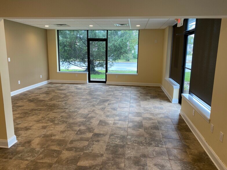 46 Princeton Ave, Brick, NJ à louer - Photo intérieure – Image 3 sur 4