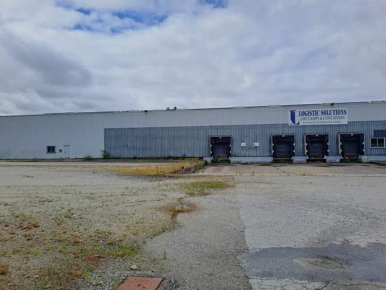 Industriel/Logistique dans Janzé à vendre - Photo de l’immeuble – Image 1 sur 12