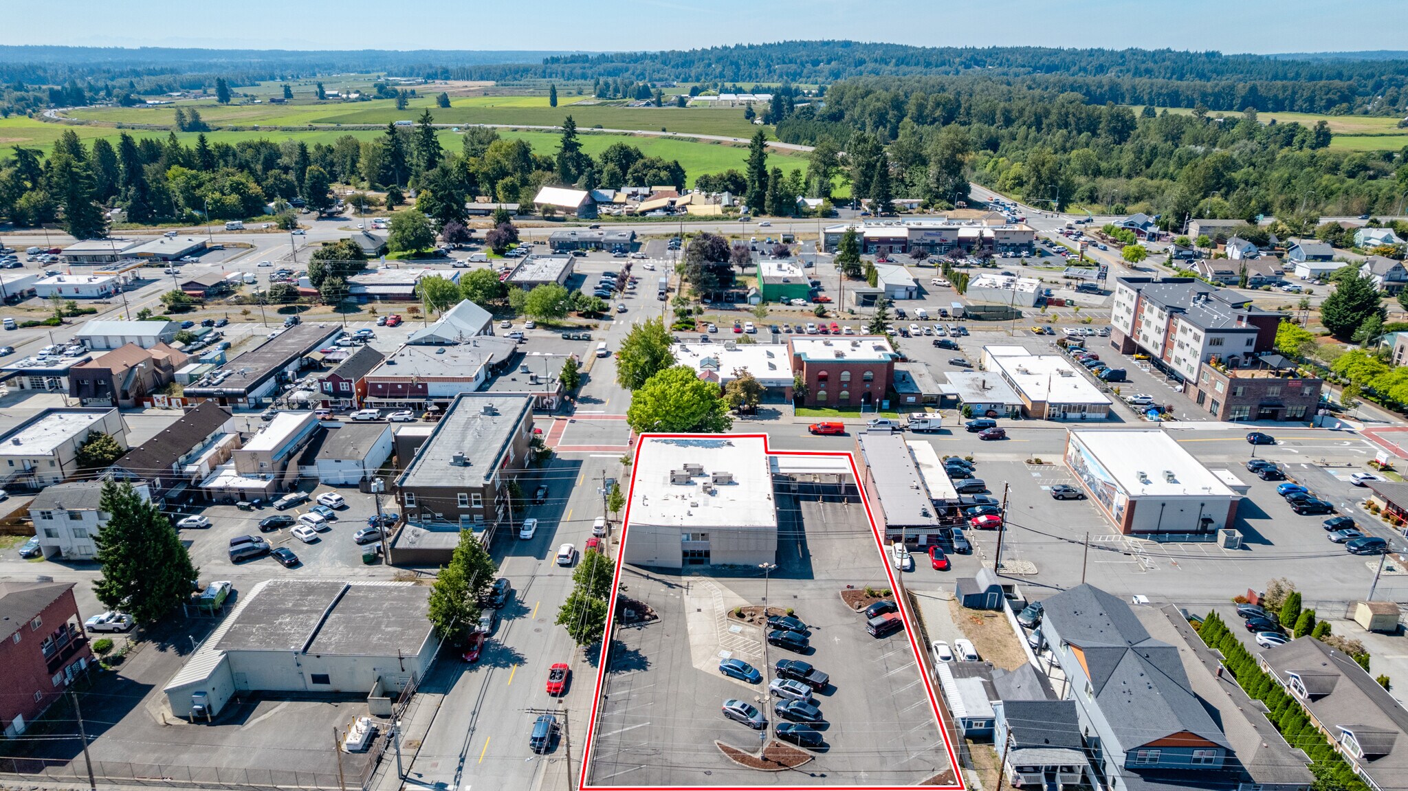 501 N Olympic Ave, Arlington, WA à louer Photo de l’immeuble– Image 1 sur 38