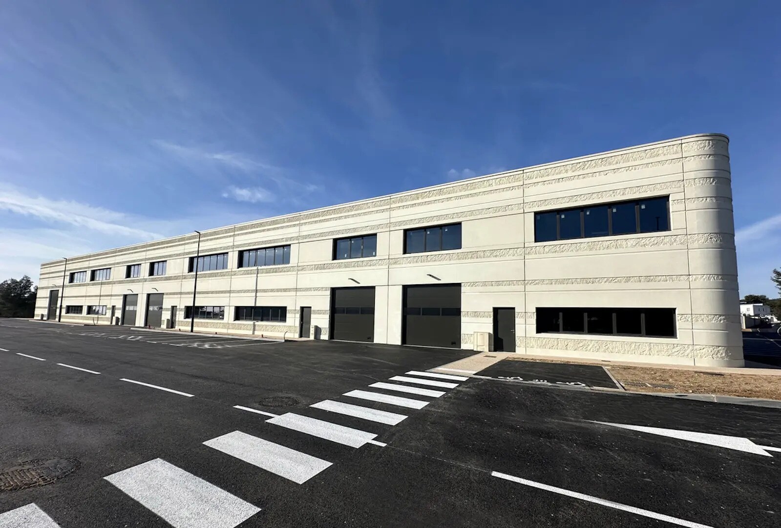 580 Avenue Du Serpolet, La Ciotat à louer Photo de l’immeuble– Image 1 sur 7
