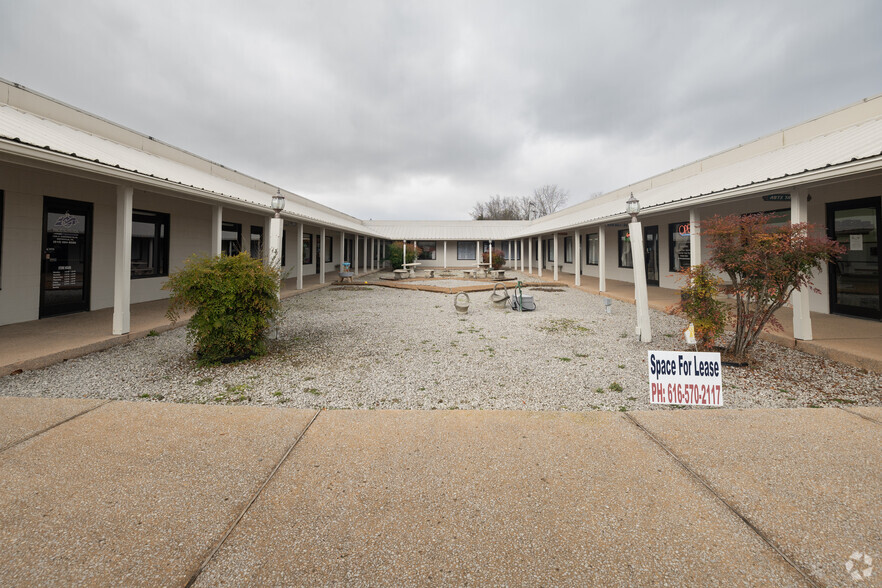 1225 S Congress Blvd, Smithville, TN à louer - Photo principale – Image 1 sur 4