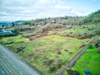 Plus de détails pour 3110 NE Diamond Lake Blvd, Roseburg, OR - Terrain à vendre