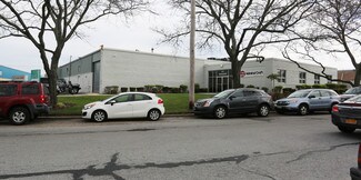 Plus de détails pour 800-820 Shames Dr, Westbury, NY - Industriel/Logistique à louer
