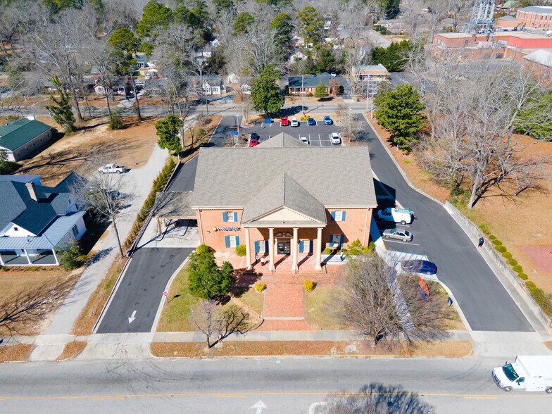 505 S Main St, Laurinburg, NC à louer - Photo de l’immeuble – Image 2 sur 14