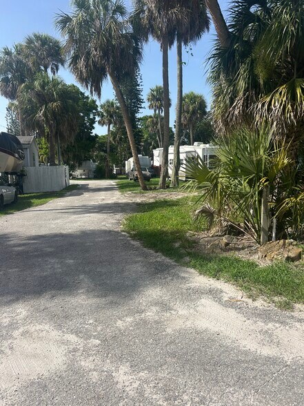 9500 SW Conners Hwy, Okeechobee, FL à vendre - Photo de l’immeuble – Image 2 sur 9