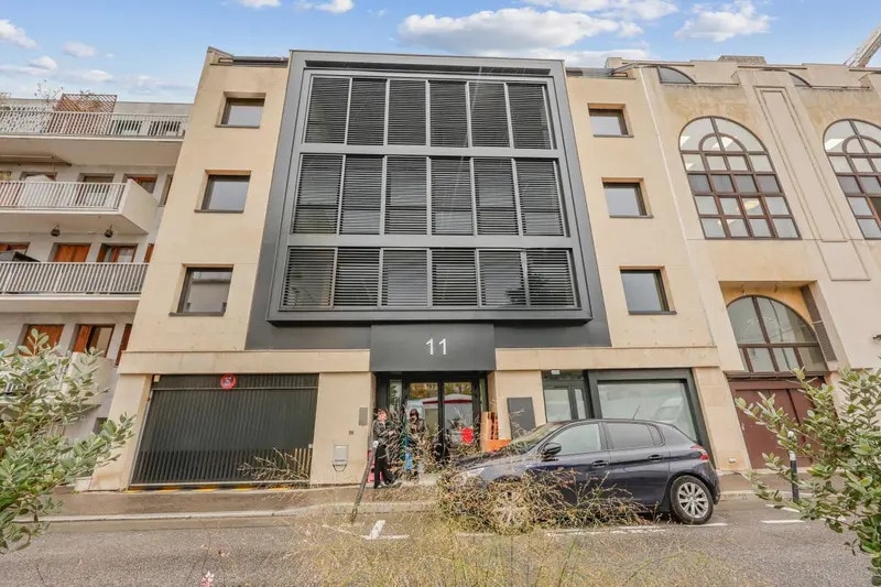 Bureau dans Boulogne-Billancourt à louer - Photo de l’immeuble – Image 1 sur 14