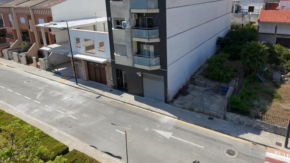 Local commercial dans EL REAL DE GANDÍA, Valencia à vendre - Photo de l’immeuble – Image 1 sur 22