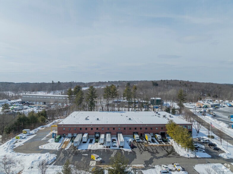 45 Fondi Rd, Haverhill, MA à louer - Photo principale – Image 1 sur 7