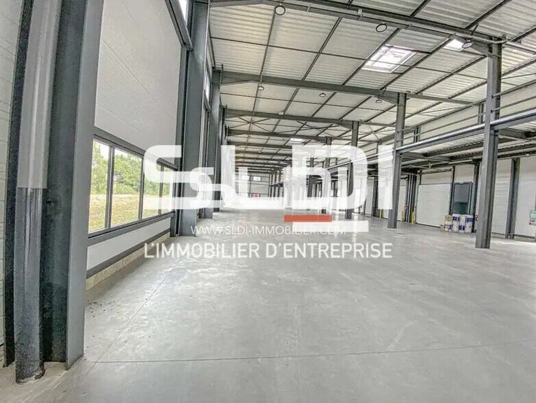 355 Avenue Henri Schneider, Meyzieu à louer - Photo intérieure – Image 3 sur 14
