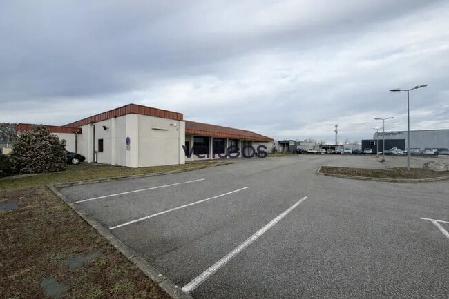Plus de détails pour Avenue Léonard De Vinci, La Salvetat-Saint-Gilles - Local commercial à louer