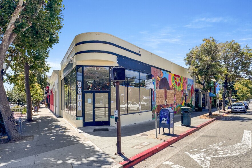 3300 Adeline St, Berkeley, CA à louer - Photo de l’immeuble – Image 2 sur 26