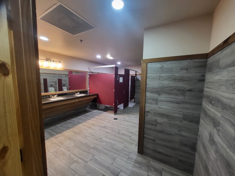 800 S International Blvd, Hidalgo, TX à louer - Photo de l’immeuble – Image 3 sur 43