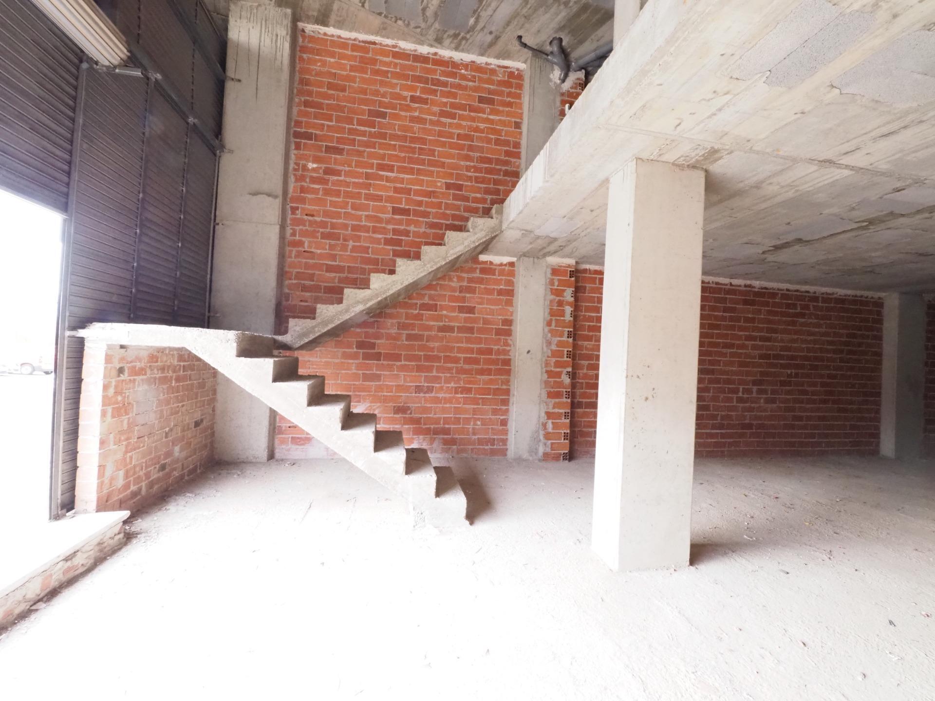 Immeuble residentiel dans Terrassa, Barcelona à vendre Photo intérieure– Image 1 sur 2