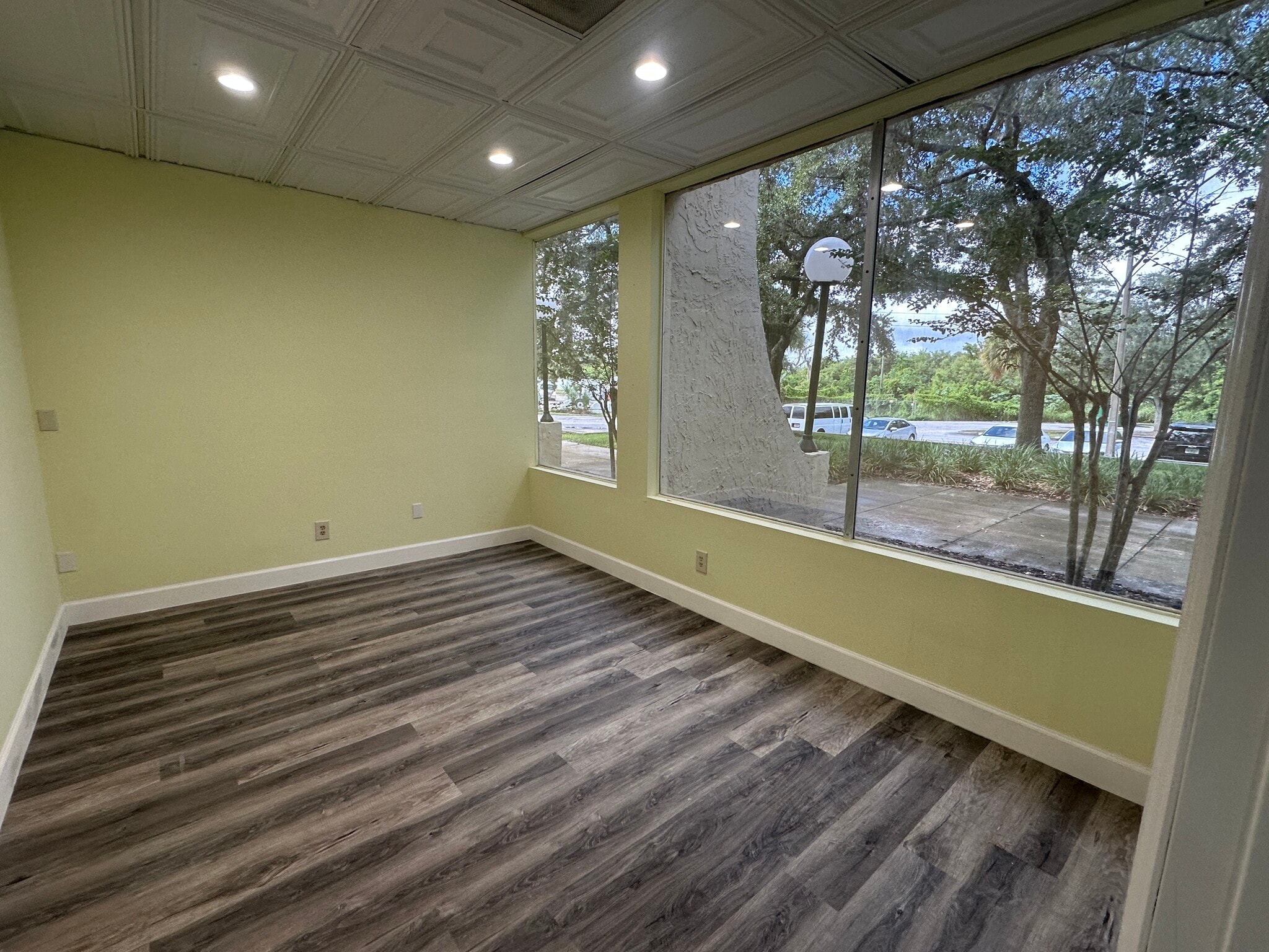 5104 N Orange Blossom Trl, Orlando, FL à louer Photo intérieure– Image 1 sur 4