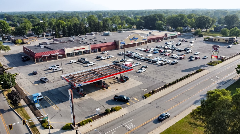1105 W State Blvd, Fort Wayne, IN à louer - Photo de l’immeuble – Image 2 sur 8