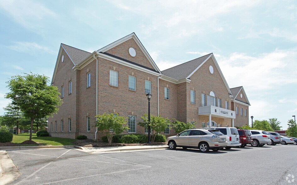 3179 Braverton St, Edgewater, MD à louer - Photo de l’immeuble – Image 3 sur 24