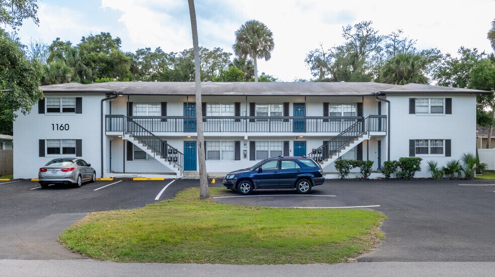 1888-1890 S Palmetto Ave, Daytona Beach, FL à vendre - Photo principale – Image 1 sur 8