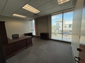 2200 E Williams Field Rd, Gilbert, AZ à louer Photo intérieure– Image 1 sur 5
