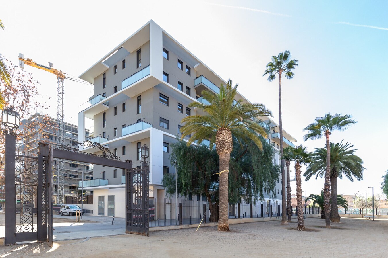 L'Hospitalet de Llobregat, BAR 08901 - Lot - - - Photo intérieure - Image 1 of 5