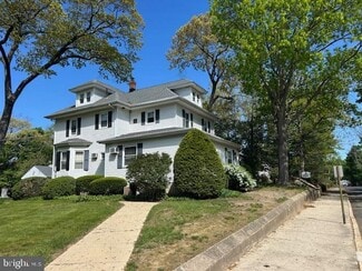 Plus de détails pour 302 Montgomery Ave, Pitman, NJ - Bureau à vendre
