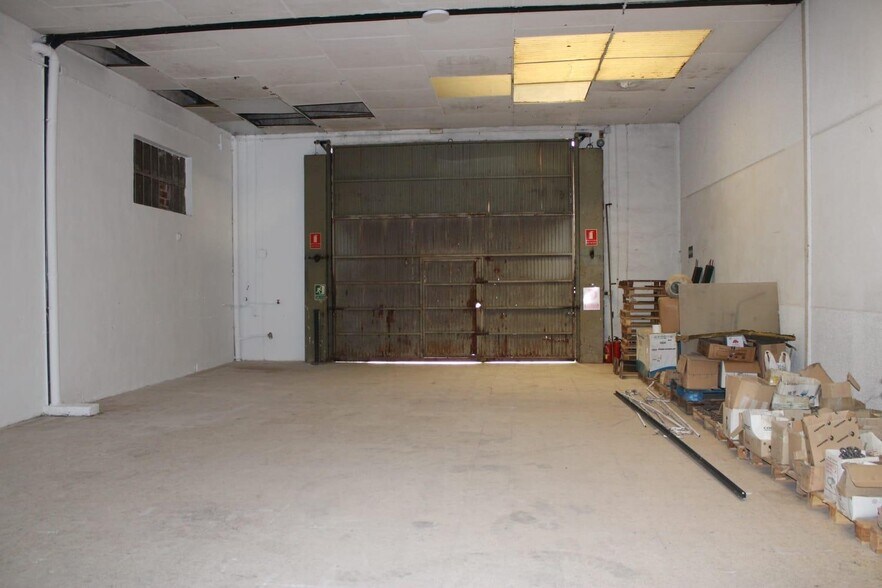 Industriel/Logistique dans Cáceres à vendre - Photo de l’immeuble – Image 2 sur 17