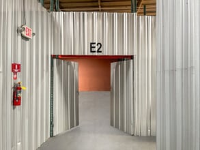 151-153 W Rosecrans Ave, Gardena, CA à louer Photo intérieure– Image 2 sur 5