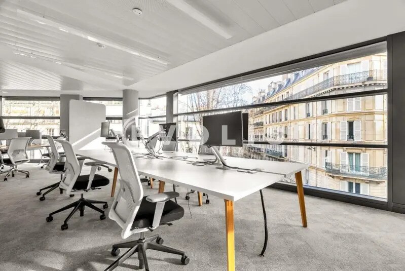 Bureau dans Paris à louer - Photo de l’immeuble – Image 2 sur 11