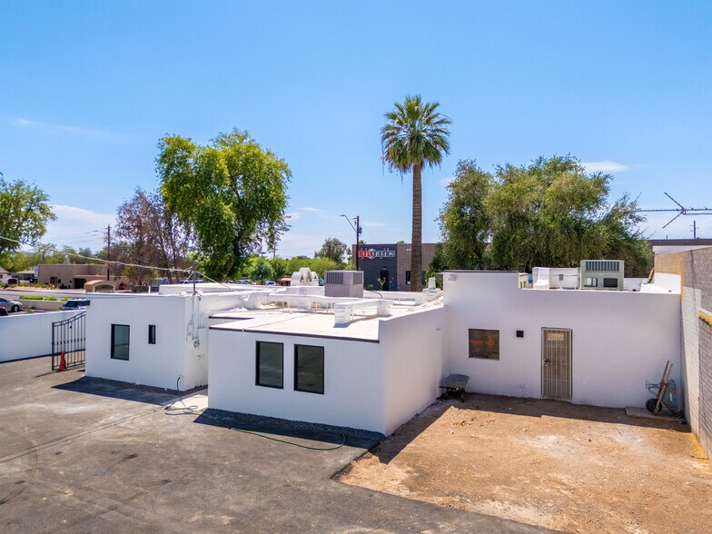 4445 N 24th St, Phoenix, AZ à vendre - Photo de l’immeuble – Image 3 sur 6