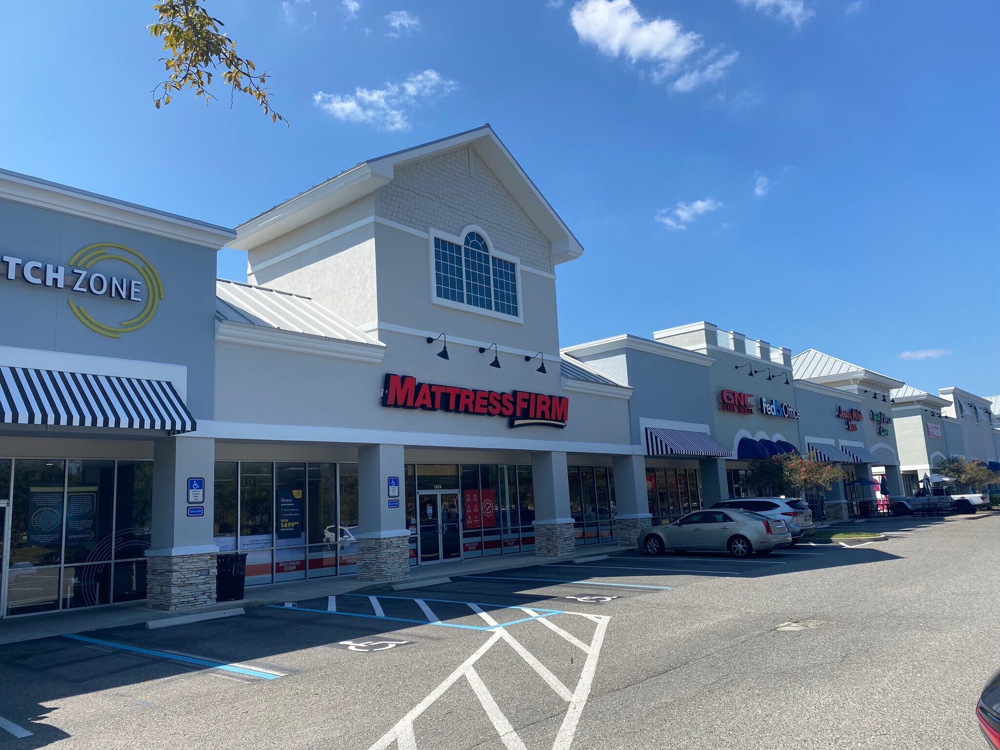 1458 Sadler Rd, Fernandina Beach, FL à louer Photo principale– Image 1 sur 9