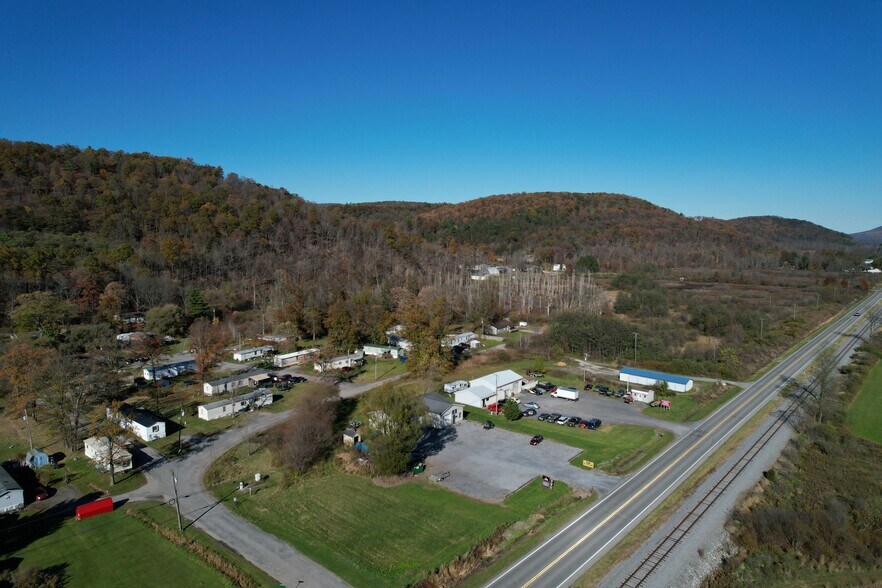 130 Elderberry Ln, Julian, PA à vendre - Photo de l’immeuble – Image 3 sur 30