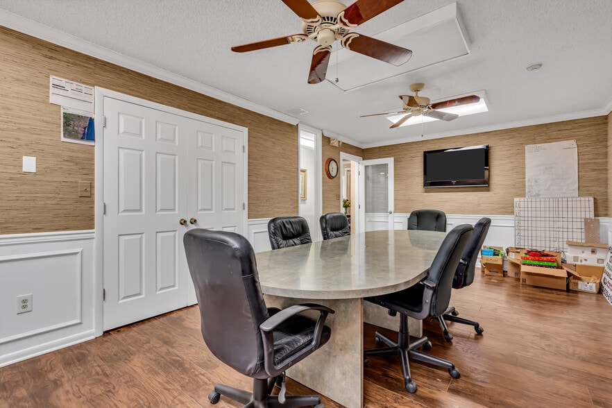 55 Schoolhouse Rd, Whiting, NJ à louer - Photo intérieure – Image 1 sur 28