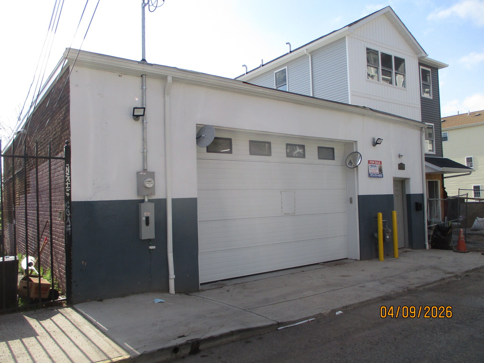 67 Woodside Pl, Newark, NJ à vendre Photo principale– Image 1 sur 11