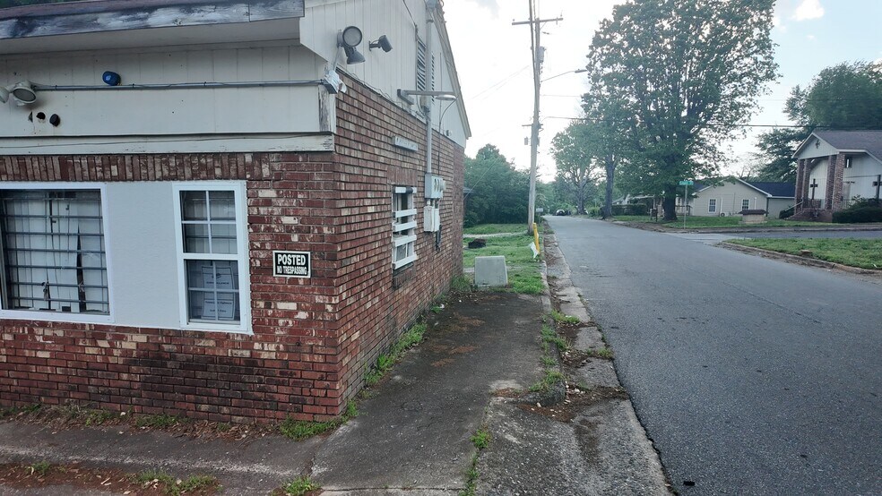 711 Buffalo St, Shelby, NC à vendre - Photo de l’immeuble – Image 3 sur 13