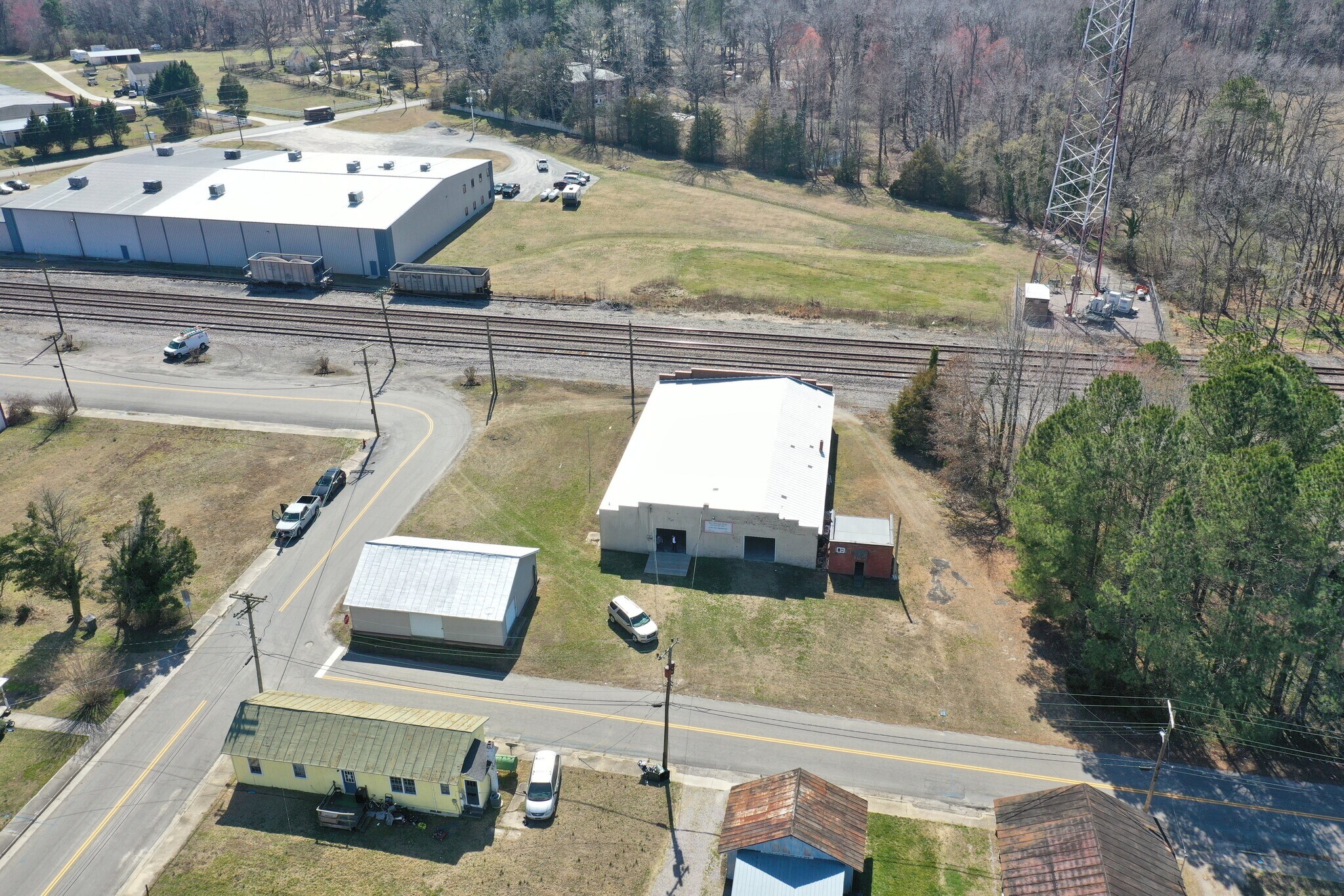 300 Wilson Ave, Wakefield Sussex, VA à louer Photo de l’immeuble– Image 1 sur 26