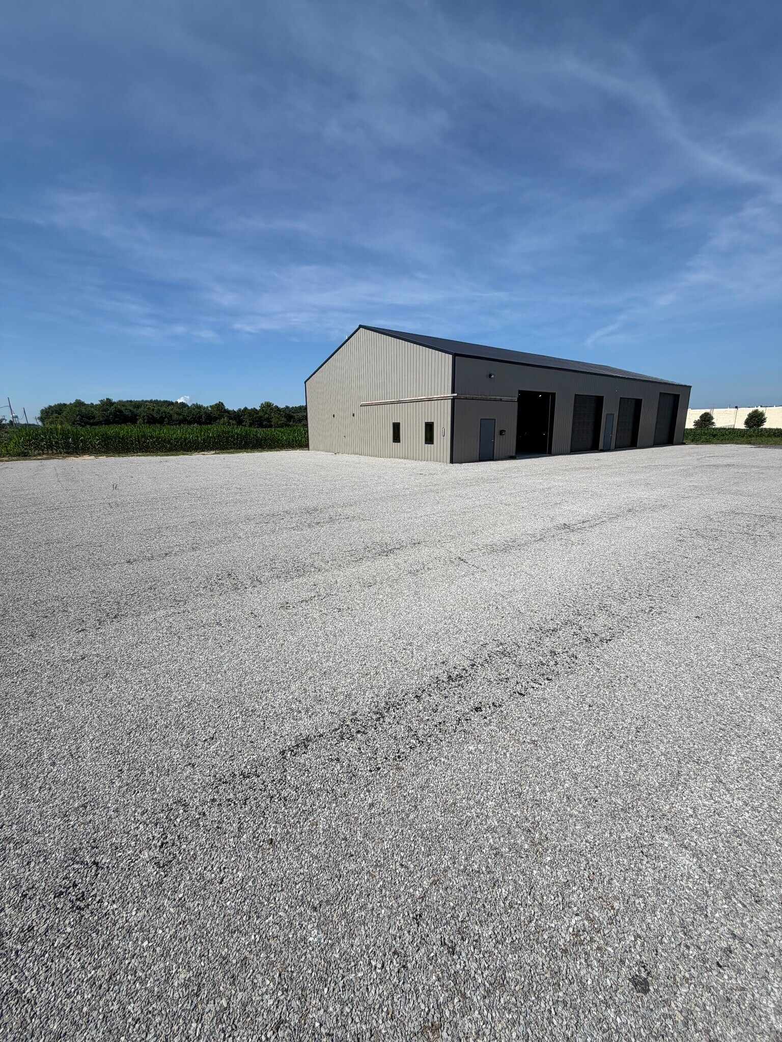 3339 Shun Pike Rd Rd, Madison, IN à louer Photo de l’immeuble– Image 1 sur 5