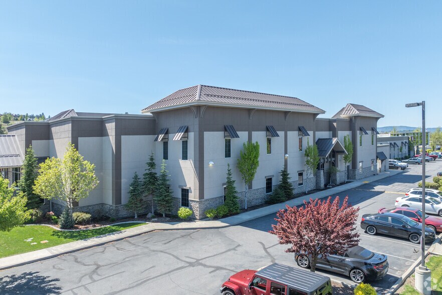 1322 N Whitman Ln, Liberty Lake, WA à louer - Photo de l’immeuble – Image 3 sur 5