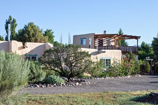 Plus de détails pour 613 Callejon Rd, Taos, NM - Hôtellerie à vendre