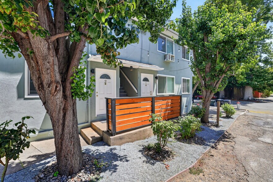 614 17th St, Sacramento, CA à vendre - Photo de l’immeuble – Image 2 sur 14