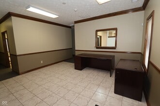 386 Meridian Parke Ln, Greenwood, IN à louer Photo intérieure– Image 1 sur 21