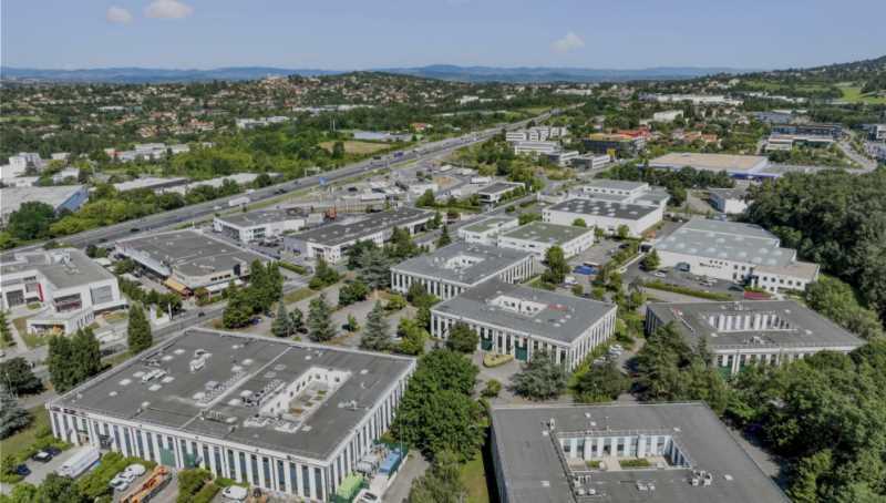 Local d’activités dans Limonest à louer Aérien– Image 1 sur 18