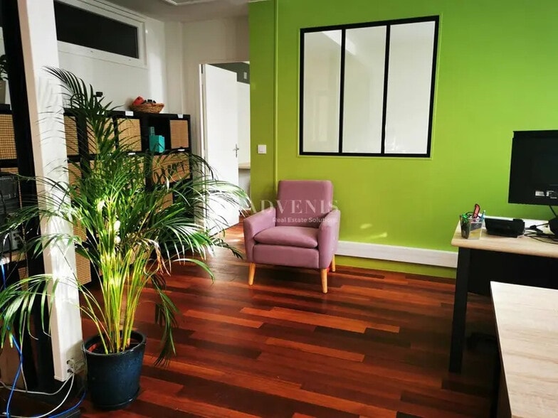 Bureau dans Saint-Jean-de-Védas à louer - Photo de l’immeuble – Image 1 sur 7