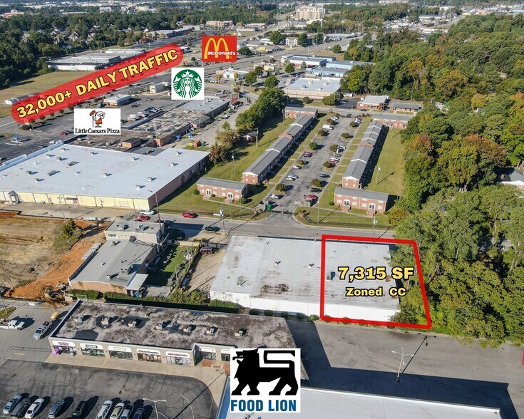 826 Shannon Dr, Fayetteville, NC à louer - Photo de l’immeuble – Image 2 sur 33