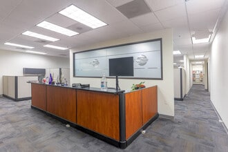 2150 John Glenn Dr, Concord, CA à louer Numérisation 3D Matterport– Image 1 sur 15