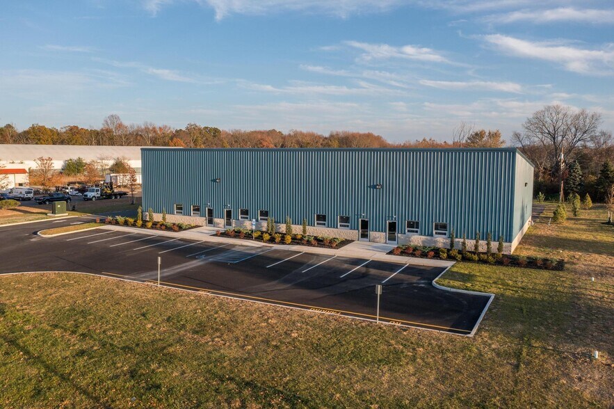 1 Kerry Ct, Southampton, NJ à louer - Photo de l’immeuble – Image 2 sur 9