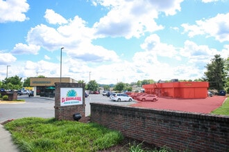 603 Hillsboro Rd, Franklin, TN à louer Photo intérieure– Image 1 sur 4