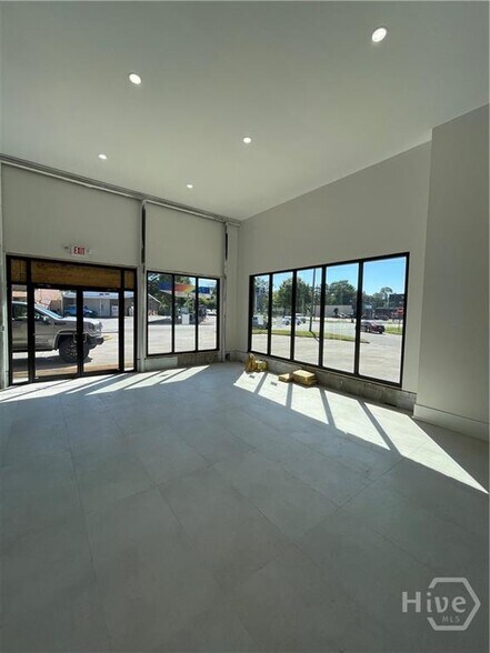 2309 Skidaway Rd, Savannah, GA à louer - Photo intérieure – Image 2 sur 11