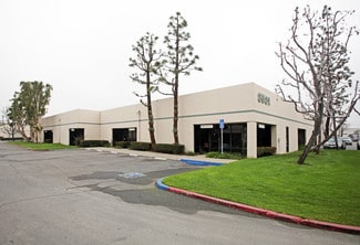 Plus de détails pour 8541 Wellsford Rd, Santa Fe Springs, CA - Bureau à louer