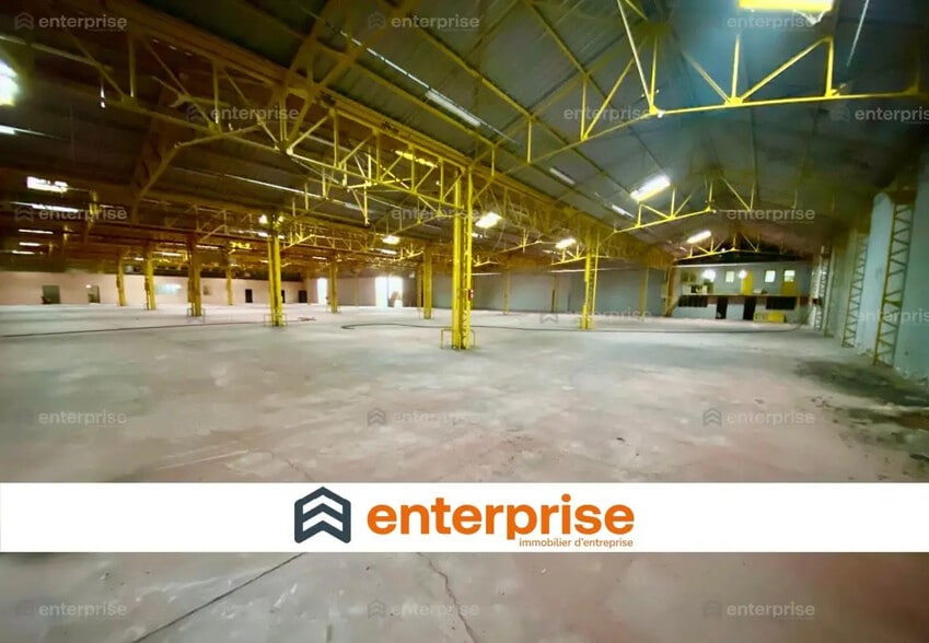 Industriel/Logistique dans Fresnoy-le-Grand à vendre - Photo intérieure – Image 1 sur 4