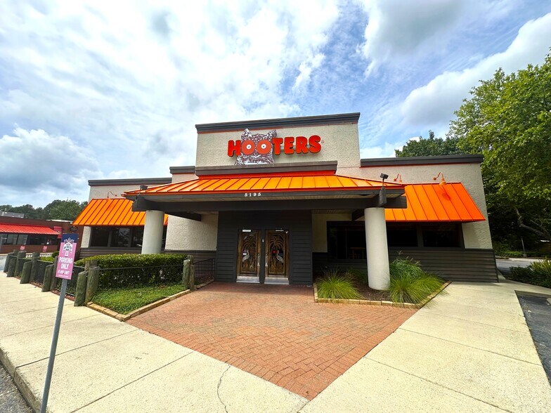 5195 Fernandina Rd, Harbison, SC à vendre - Photo de l’immeuble – Image 3 sur 39