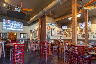 350 4th St, Oakland, CA à louer Photo intérieure– Image 2 sur 5